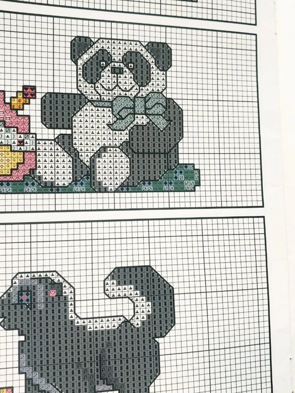 Bibs for Small Friends Cross Stitch Leaflet 3207 Leisure Arts 2000 Panda Bear